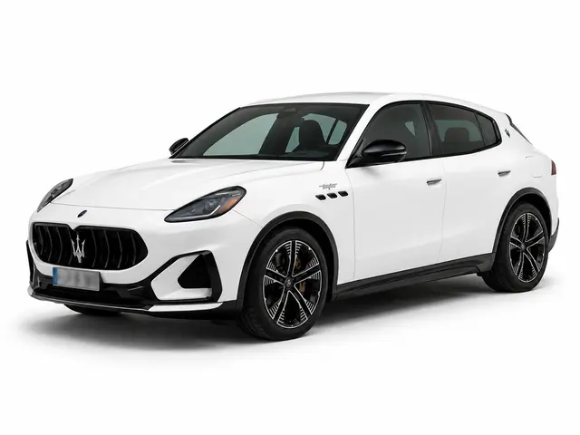 Maserati Grecale GT 2025 — Sports Car Rental Germany, Germany