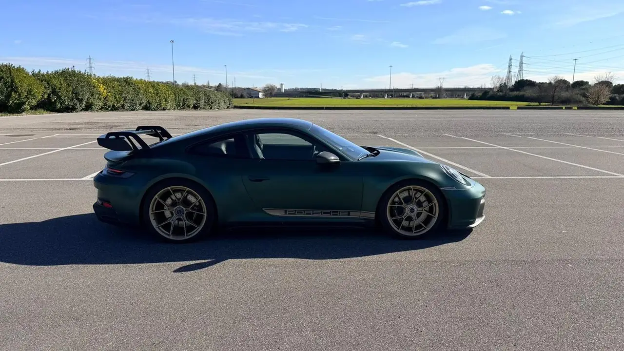 Porsche 911 GT3 2026, Außenansicht — Sports Car Rental Germany, Germany. Kurvenreiche Pässe, ein Fahrgefühl ohne Kompromisse