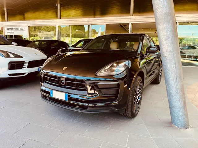 Porsche Macan 2024
