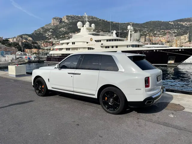 Rolls-Royce Cullinan 2022 — Sports Car Rental Germany, Germany